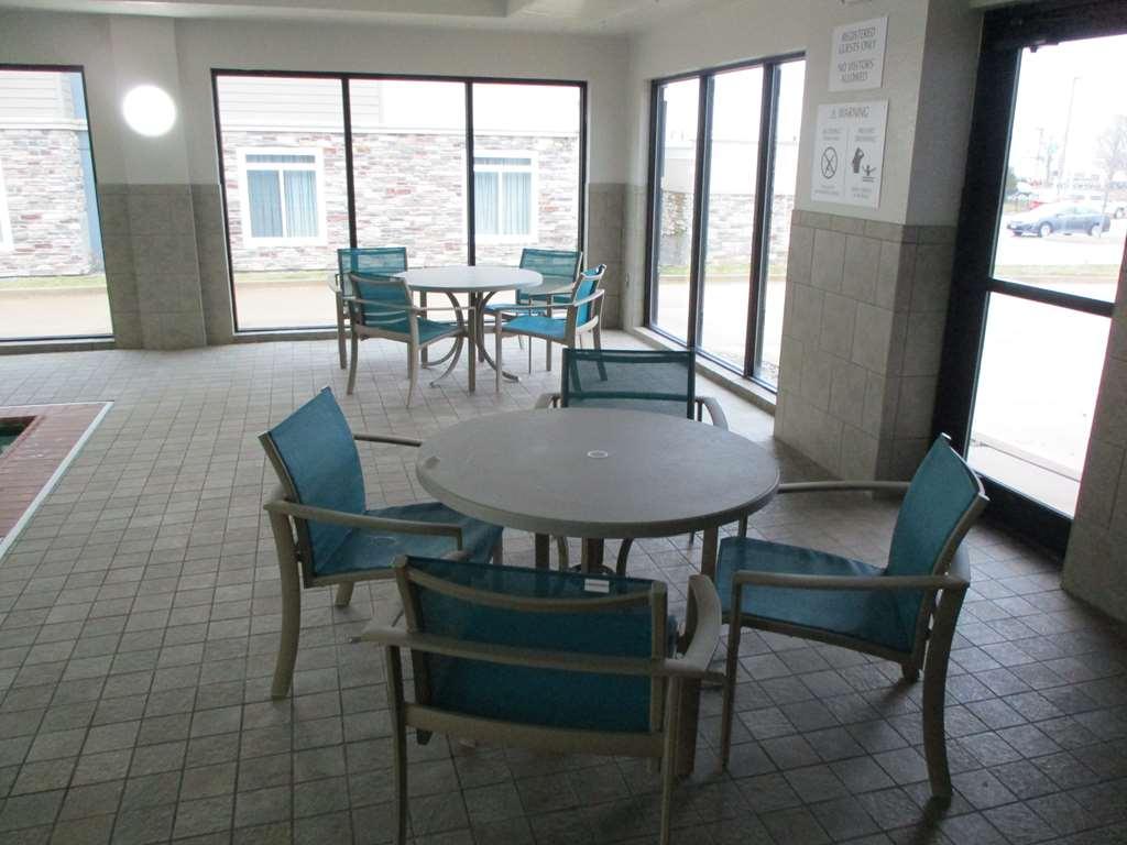 Best Western Plus Champaign/Urbana Inn Konforlar fotoğraf