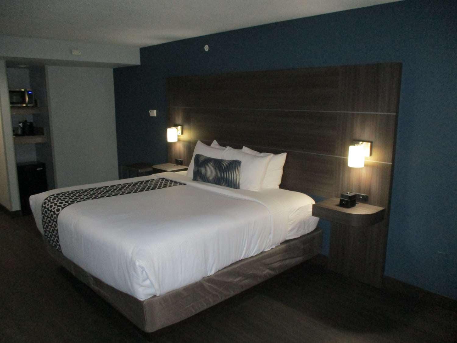 Best Western Plus Champaign/Urbana Inn Oda fotoğraf